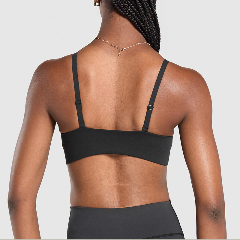 Light Support Adjustable Elasticated Straps Twist Front Bralette Manufacturer | Yoga & Gym Bralette Supplier - Image 3